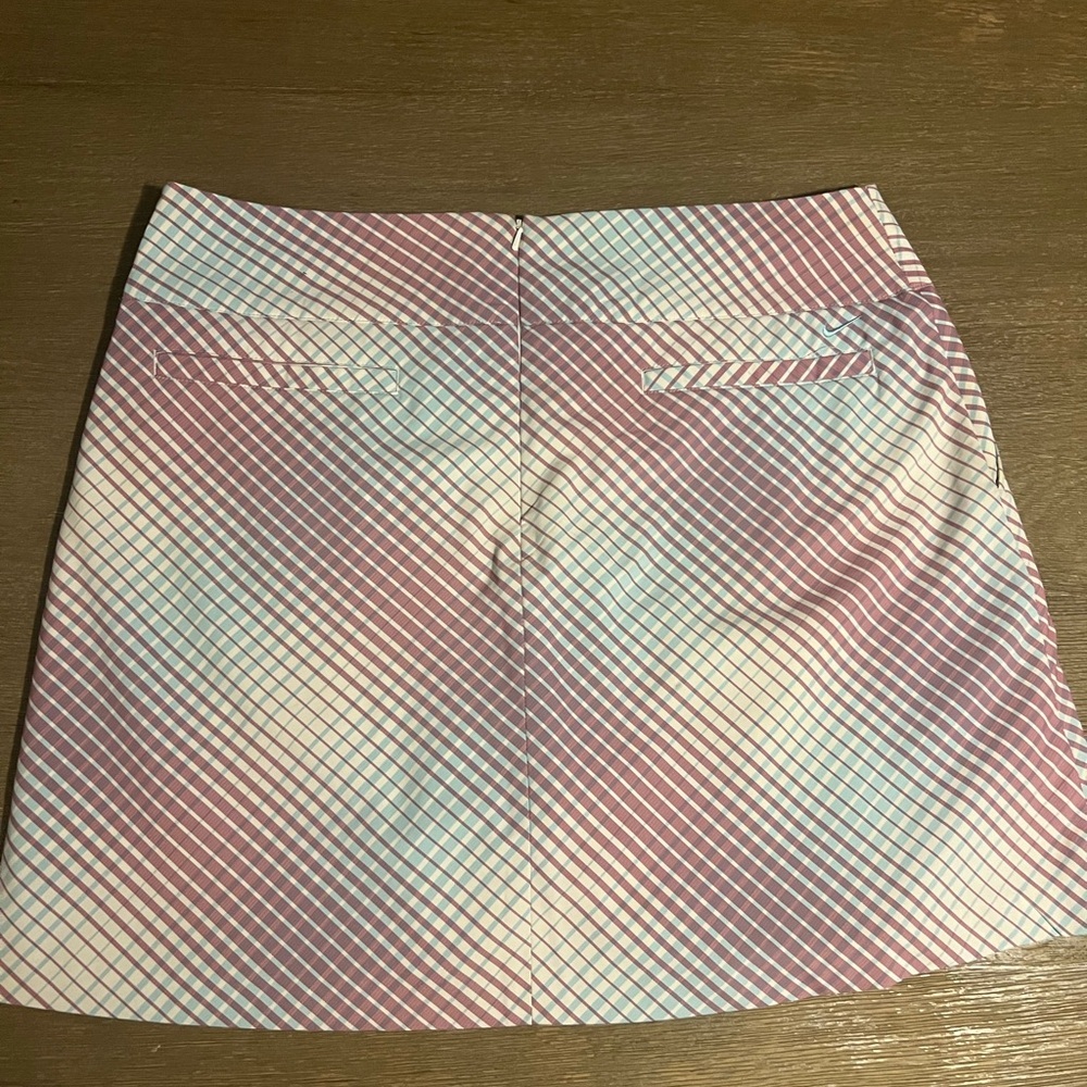 Women’s Nike Golf Skort size 12 - Picture 7 of 10